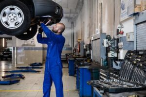 When Can a Technician Service a Hybrid Vehicle? The Ultimate Guide